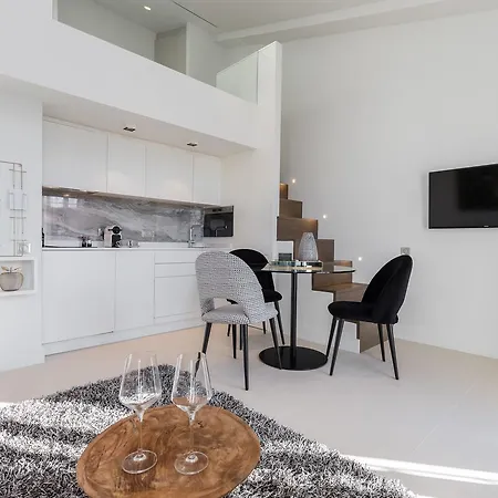 Riviera - Duplex Dernier Etage * Nice